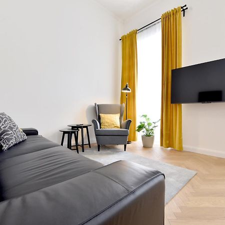 Apartman S Balkonom Trenčín Eksteriør billede