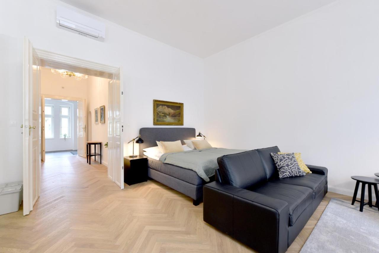 Apartman S Balkonom Trenčín Eksteriør billede