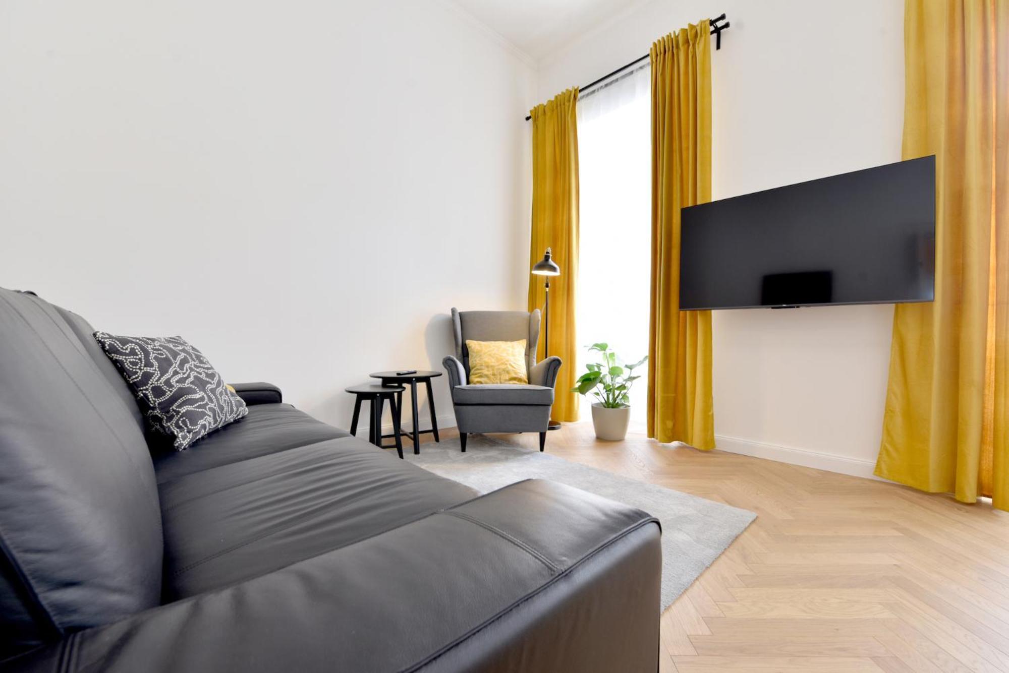 Apartman S Balkonom Trenčín Eksteriør billede